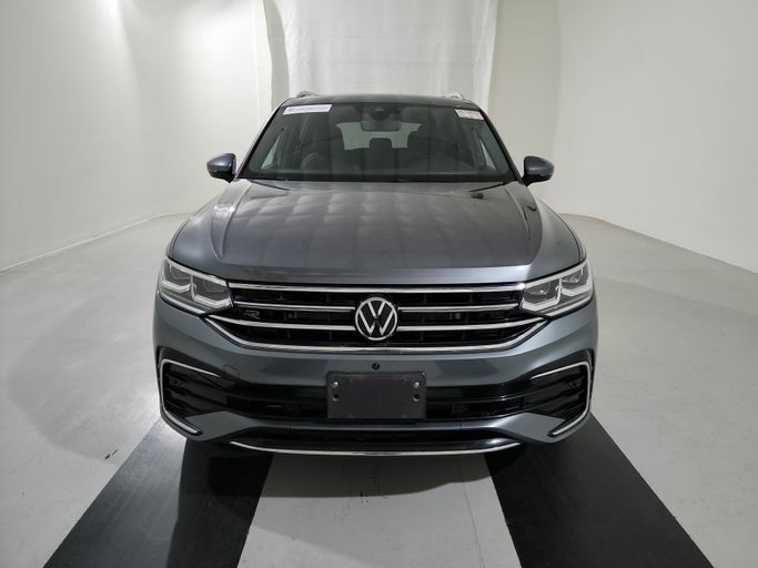 Volkswagen Tiguan II Рестайлинг 2.0 2022 — изображение 3