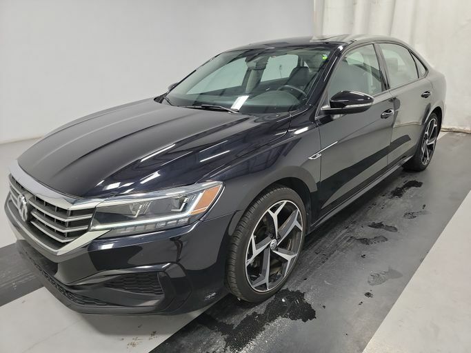Volkswagen Passat (North America) II 2.0 2020 — изображение 2