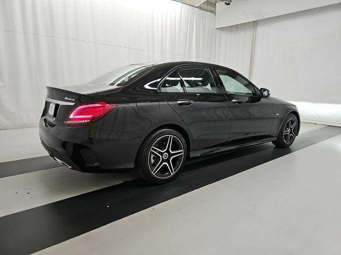 Mercedes-Benz C-Класс IV Рестайлинг 2.0 2021 — изображение 3