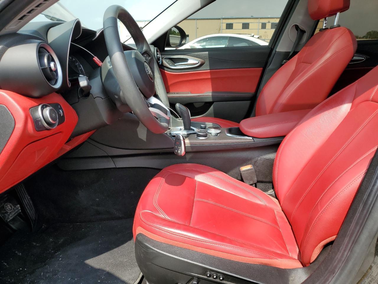 Alfa Romeo Giulia TI 2.0 2020 — изображение 7