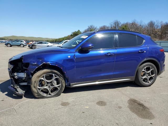 Alfa Romeo Stelvio TI 2.0 2023 — изображение 2