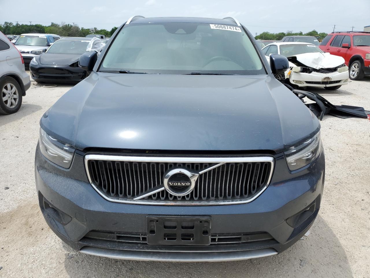 Volvo XC40 I 2.0 2021 — изображение 5