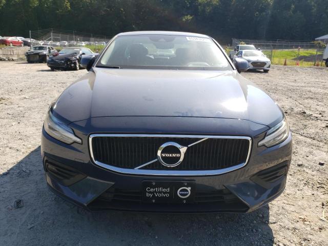 Volvo S60 III 2.0 2020 — изображение 2