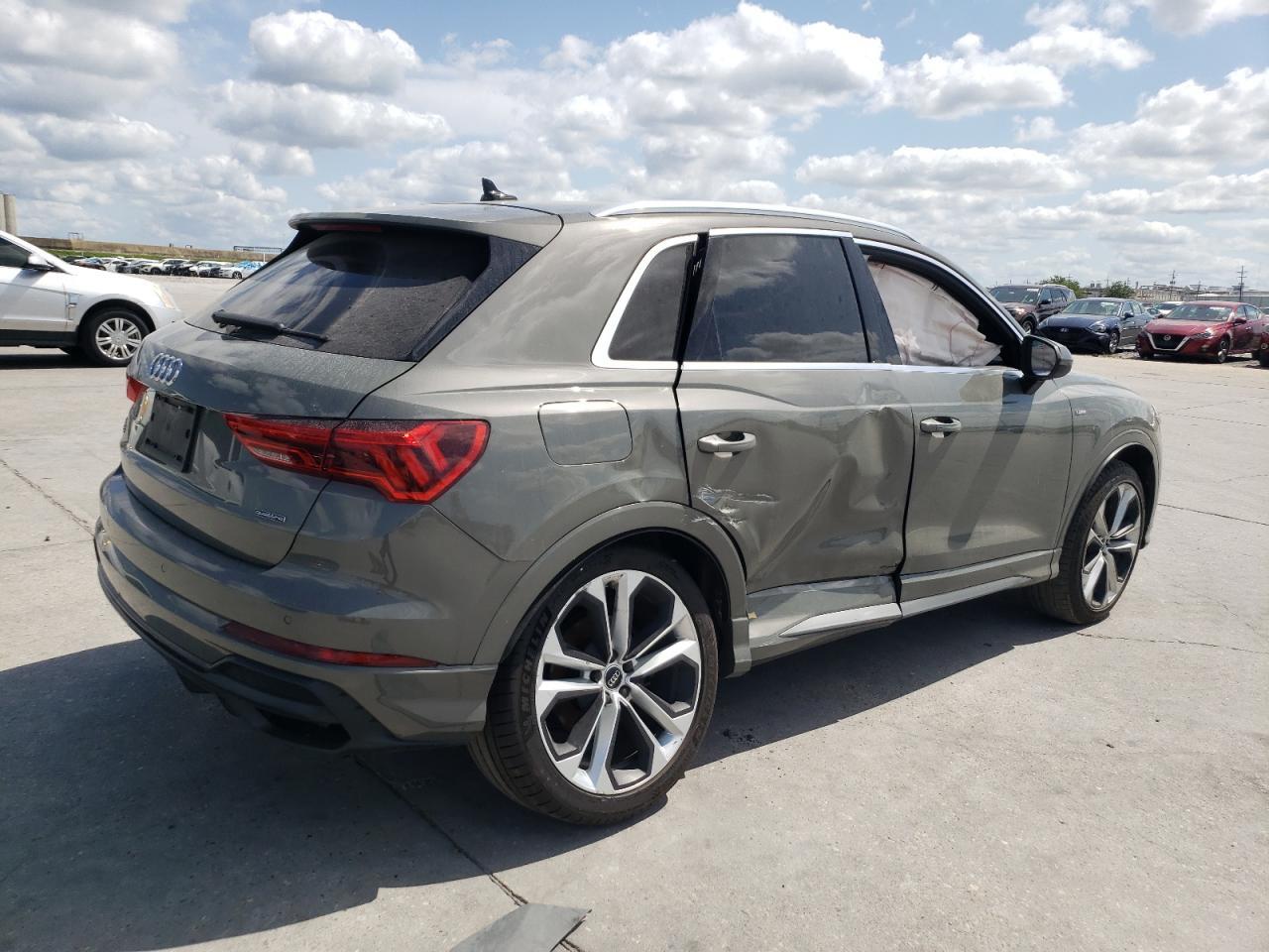 Audi Q3 II (F3) 2.0 2019 — изображение 7