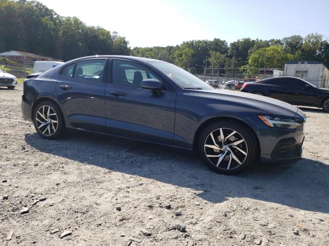 Volvo S60 III 2.0 2020 — изображение 4