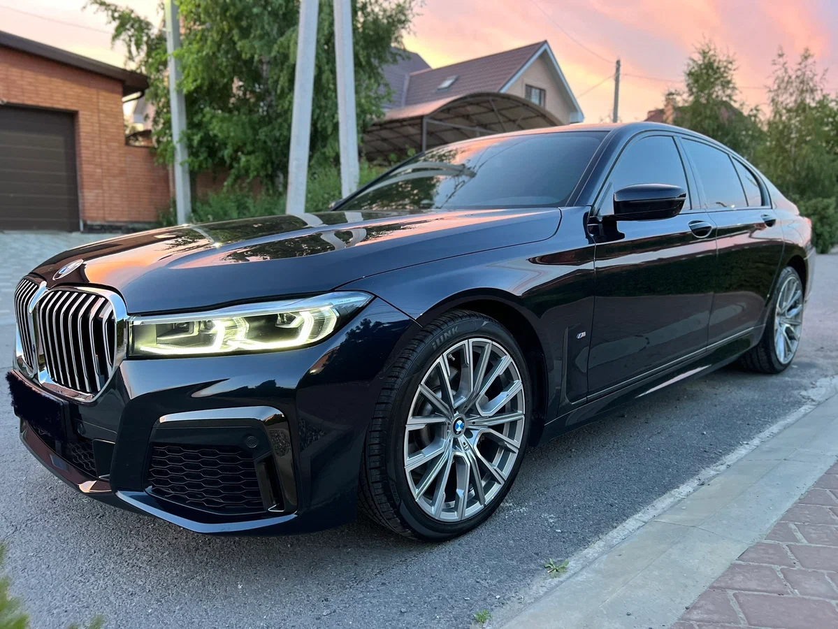 BMW 7 серии VI (G11/G12) Рестайлинг 3.0 2021 — изображение 8