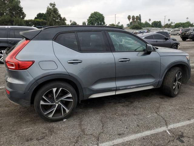 Volvo XC40 I 2.0 2020 — изображение 3