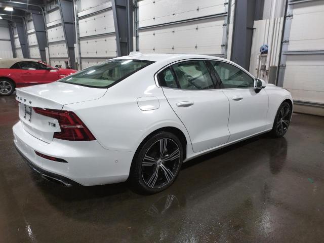 Volvo S60 III 2.0 2021 — изображение 4