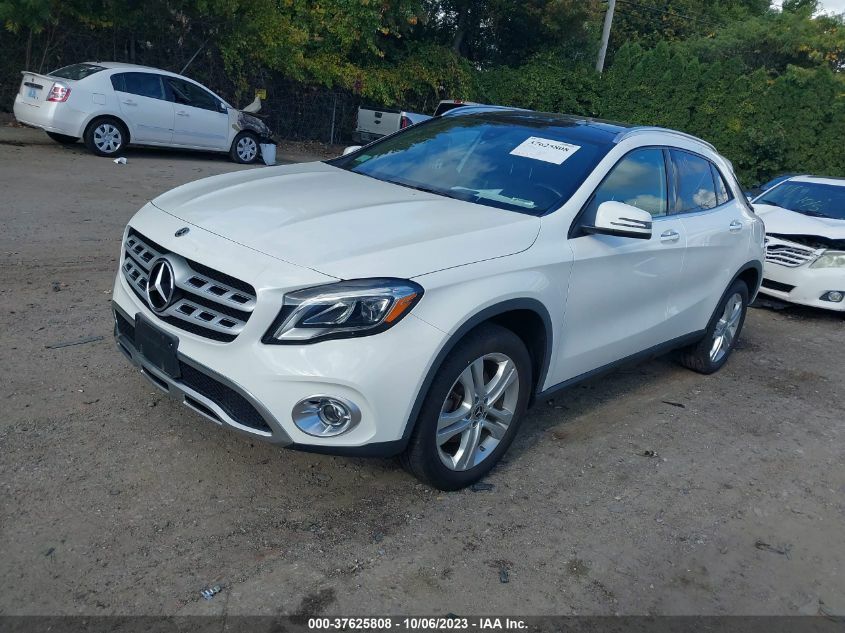Mercedes-Benz GLA I Рестайлинг 2.0 2020 — изображение 2